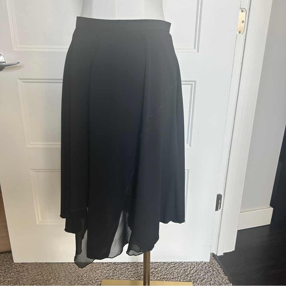 Banana Republic Asymmetrical Black Twirl Skirt sz 4